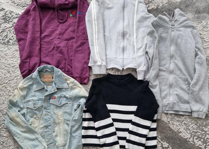 Grajewo ogłoszenia: Sprzedam ubrania roz S.                     3bluzy,sweter,kurtka...