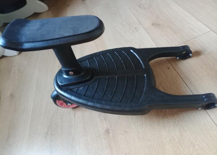 Grajewo ogłoszenia: sprzedam dostawkę do wózka 2w1 
uniwersalną.