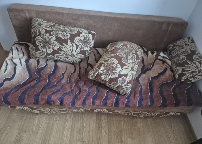 Grajewo ogłoszenia: Oddam za czteropak dwa łóżka,fotele i ławe